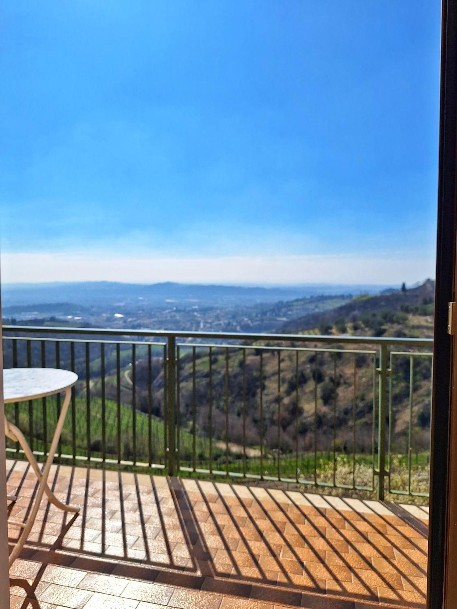 La Casa Di Lilly Villa Sant'Ambrogio di Valpolicella Bagian luar foto